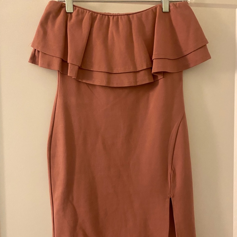 Mauve strapless dress